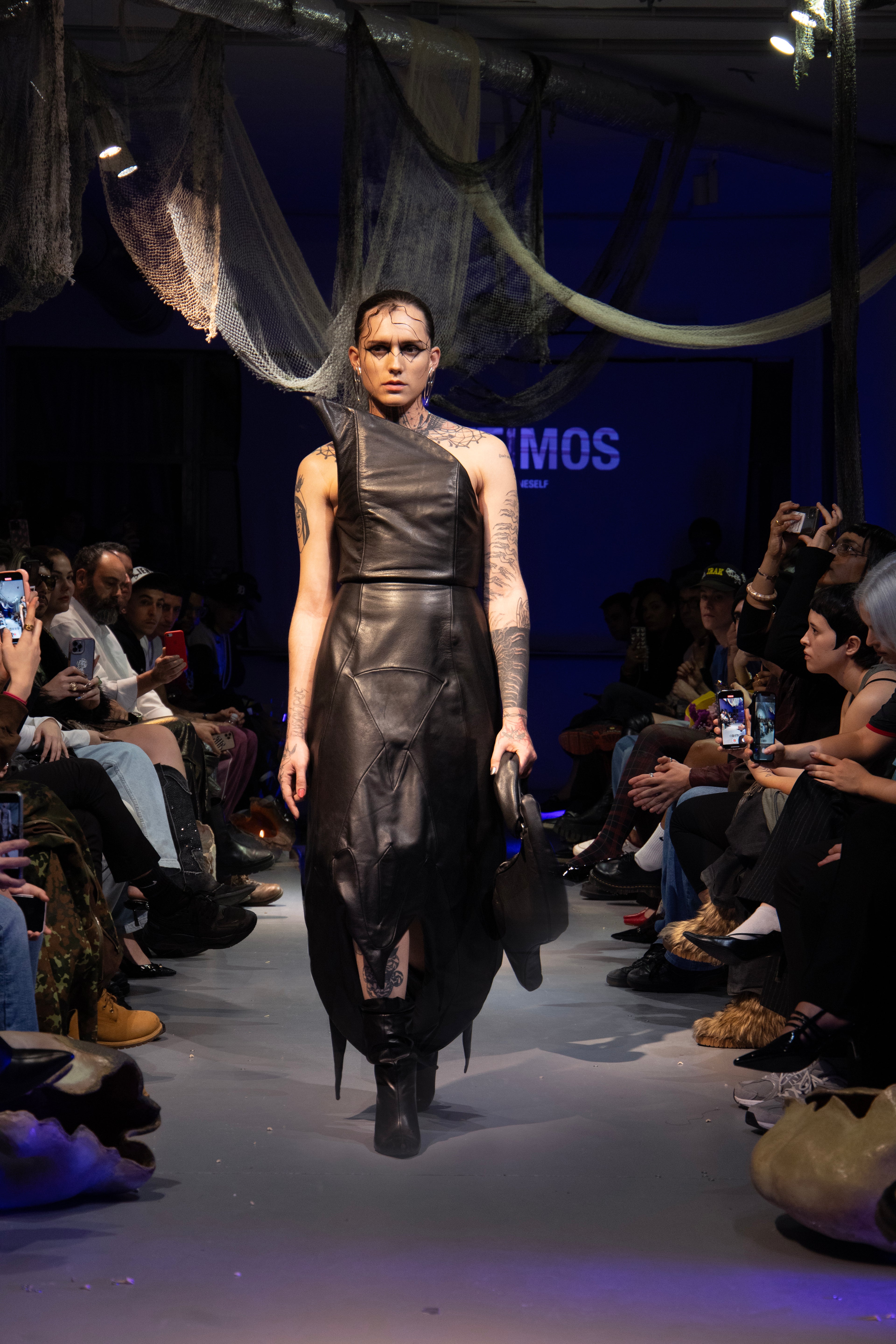 MALICE MOTHER DRESS Model image